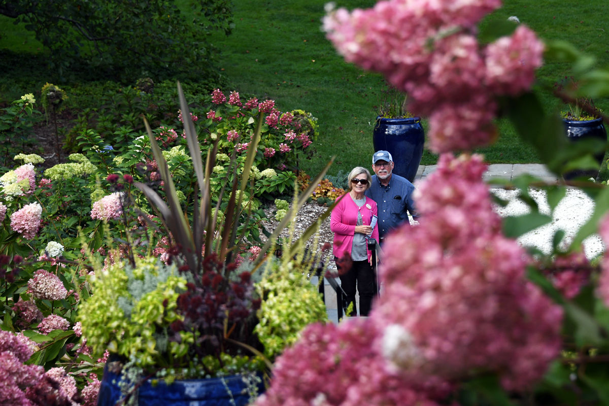 060 Ron and Kathie Klute at the Heritage Garden.jpg